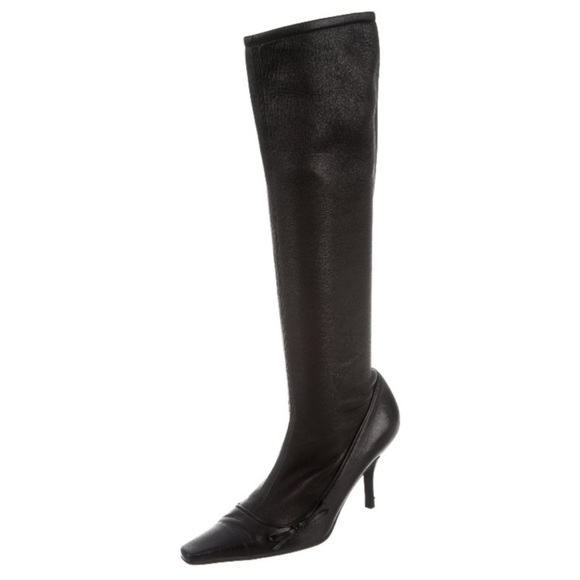 CHANEL black soft leather boots - Picture 1 of 17